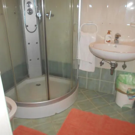 Quadruple 13591h 3* Rovinj