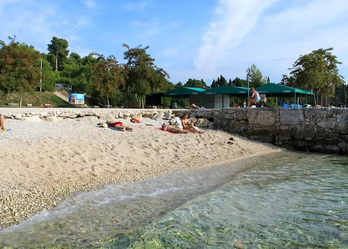 Quadruple 13591h Πανσιόν