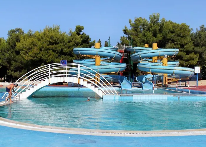 Quadruple 13591h Πανσιόν